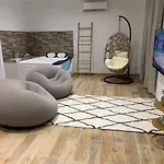 Appartement Cosy Jacuzzy Luxe Gare De Toulon