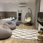 Appartement Cosy Jacuzzy Luxe Gare De Toulon