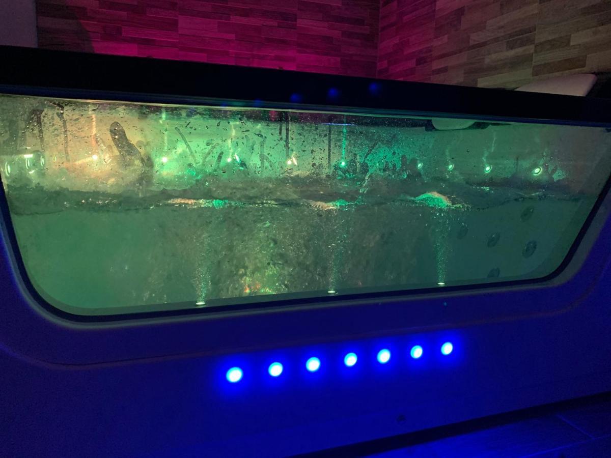 Cosy Jacuzzy Luxe Gare De