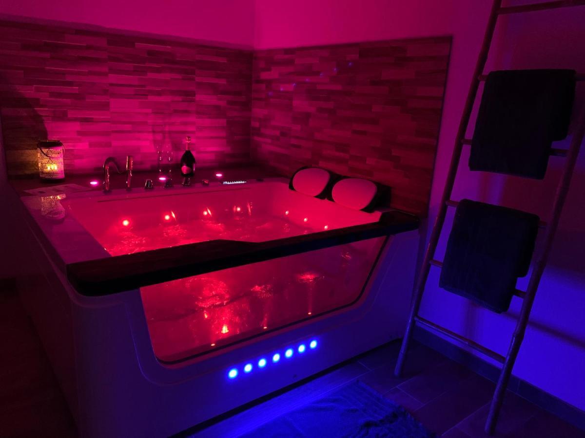 Apartment Cosy Jacuzzy Luxe Gare De *